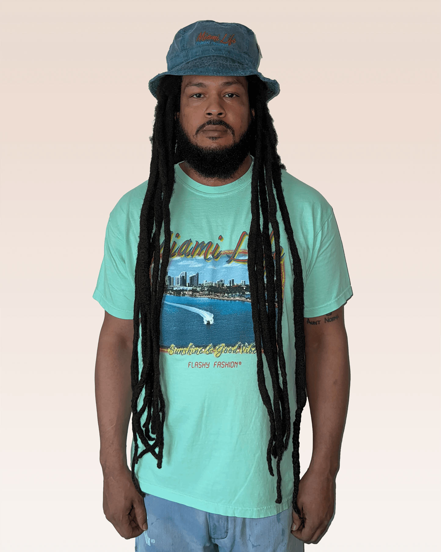 Miami Life: Sea Turtle Green Premium T-Shirt